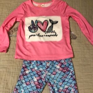 Girls 2 pc pant set